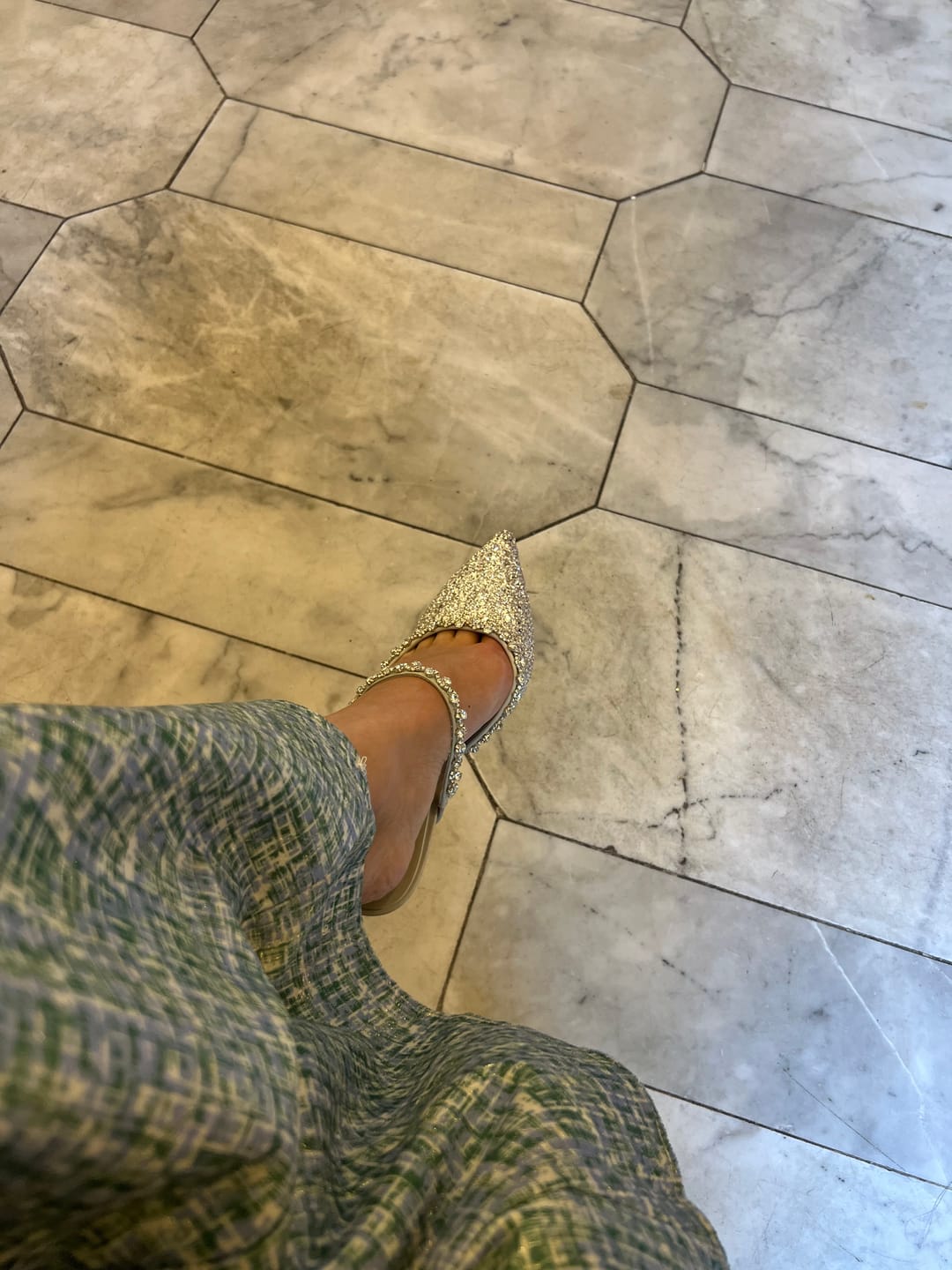 Customer photo review of 2 INCHES SILVER-BEIGE GREDIENT SIGNATURE