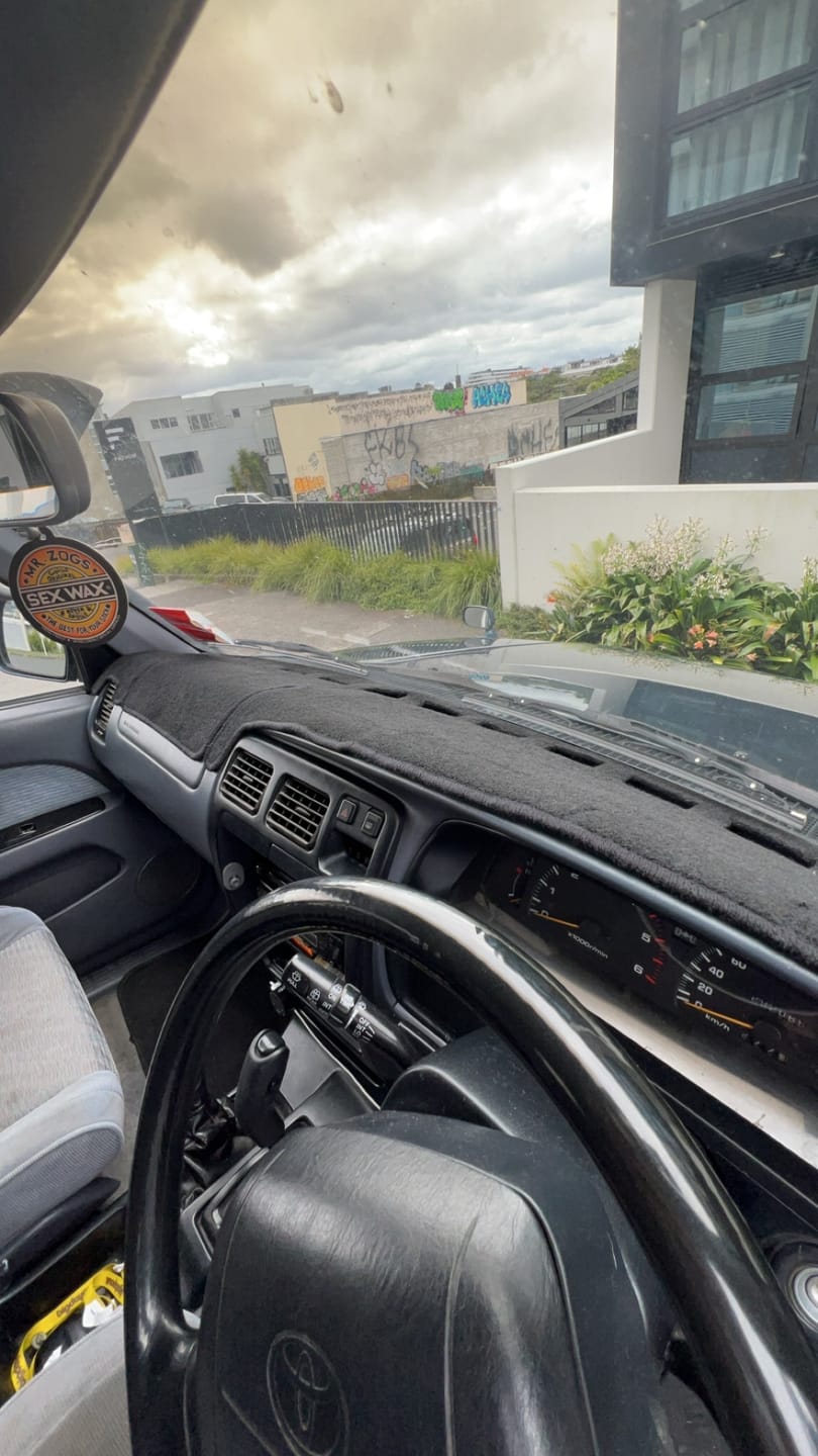 Customer photo review of Hilux Surf Carpet Dash Mat l 3rd Gen 96 - 02