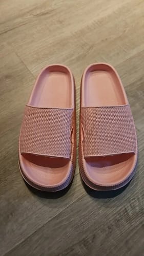 A K. review of Cloud Walk Cushioned Sliders image 1 out of 1