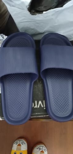 M R. review of Cloud Walk Cushioned Sliders image 1 out of 1