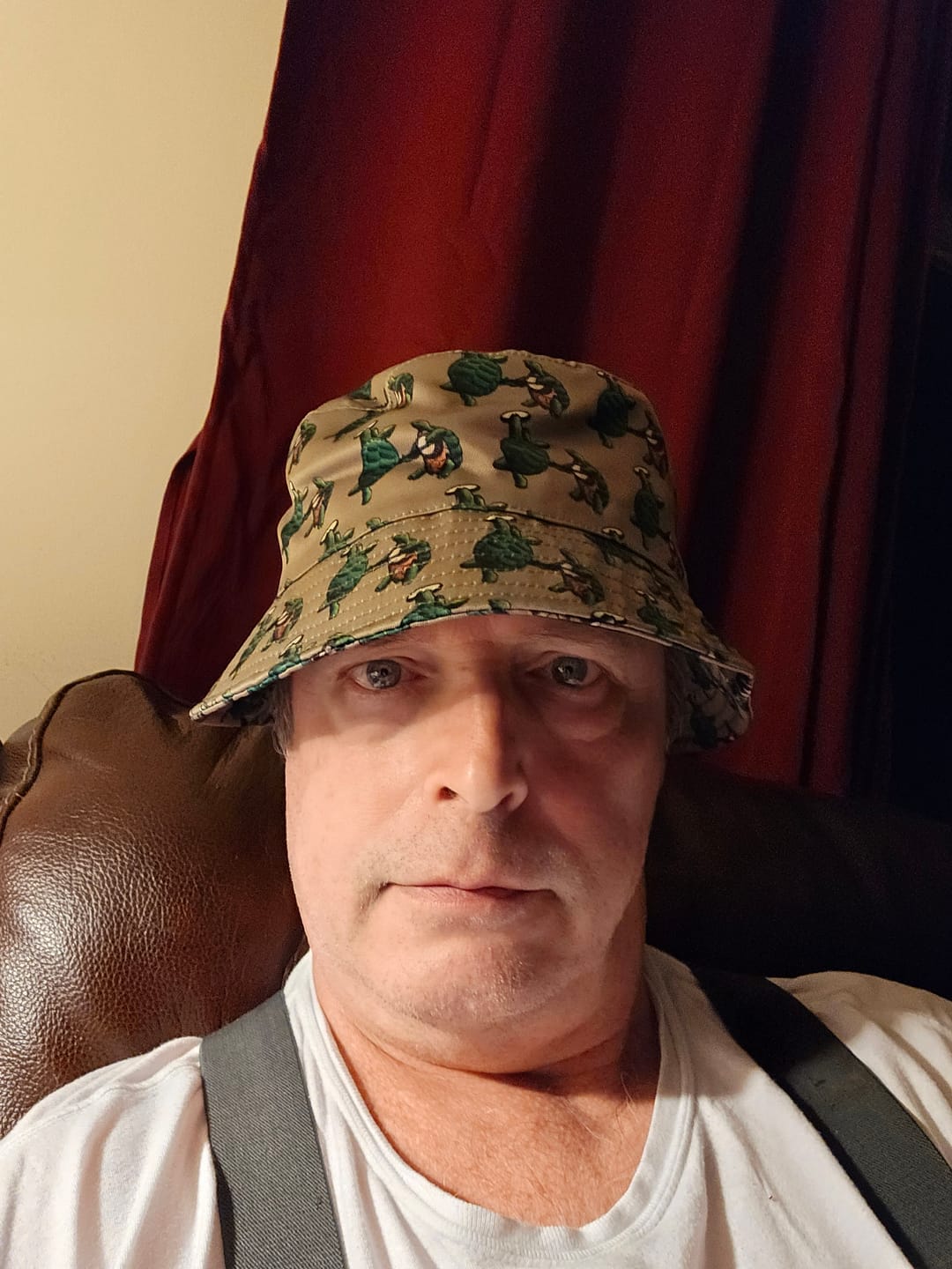 Customer photo review of Grateful Dead Dancing Terrapins Bucket Hat
