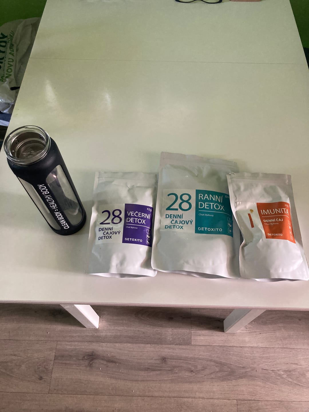 Customer photo review of Skleněná láhev Detoxito (Černá)