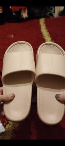 S R. review of Cloud Walk Cushioned Sliders image 1 out of 1