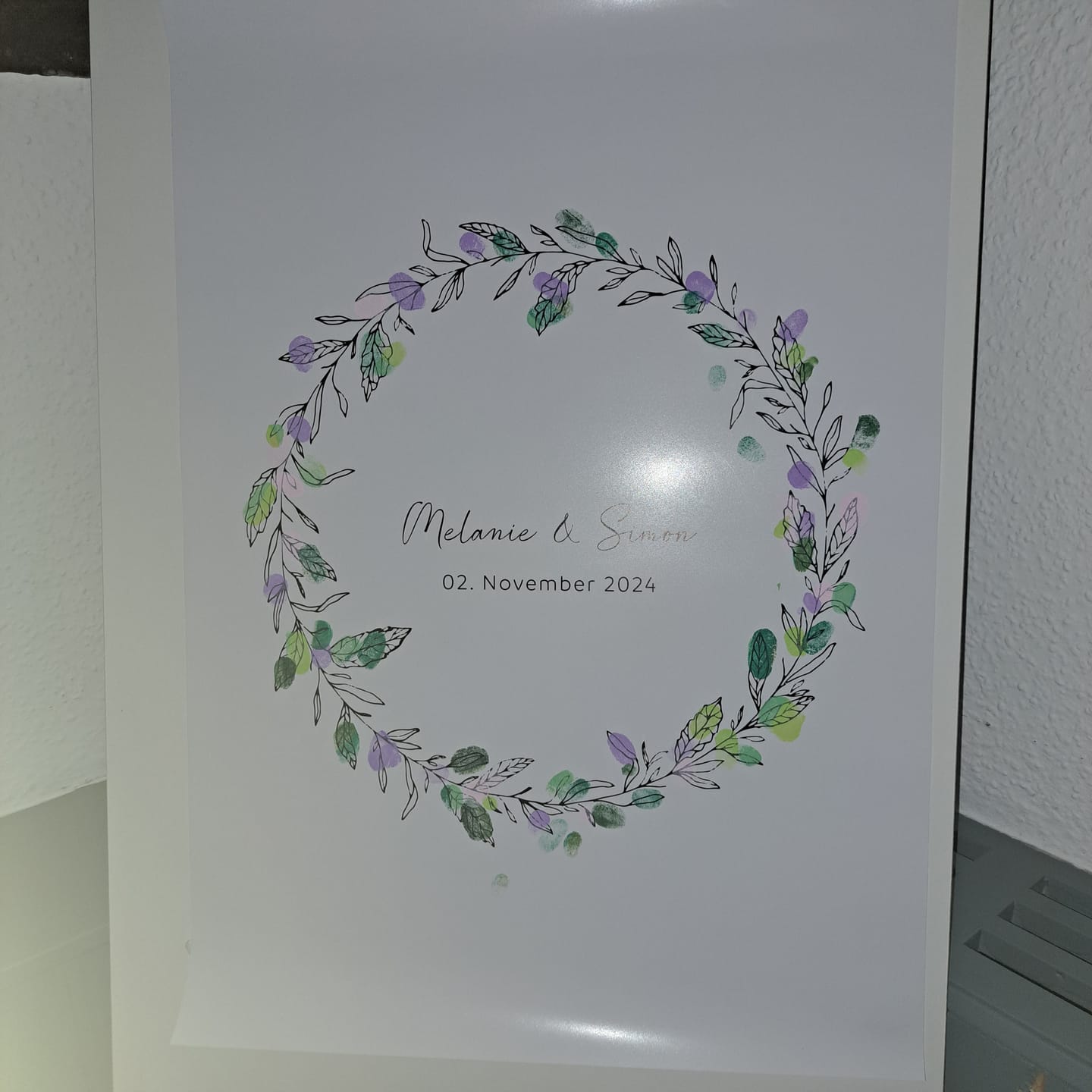 Customer photo review of Personalisierbares Fingerabdruck-Poster Kranz