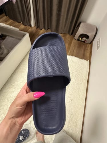 Shopper review of Cloud Walk Cushioned Sliders image 1 out of 1