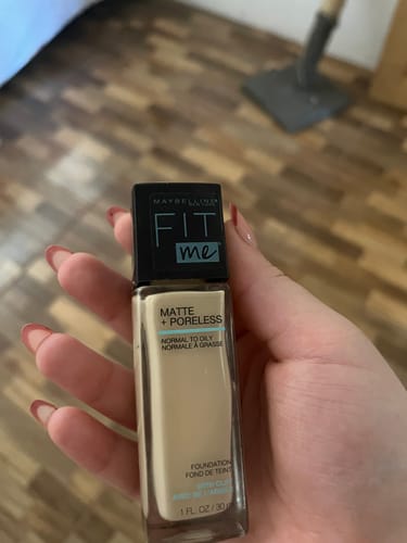 Customer photo review of Fit Me Matte + Poreless Liquid Foundation