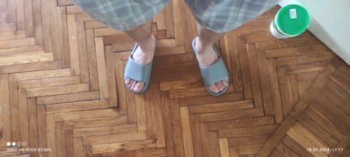 A V. review of Cloud Walk Cushioned Sliders image 1 out of 1