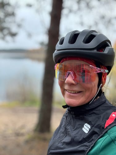 Customer photo review of REVO Scvcn X142 Rimless Photochromic Sunglasses