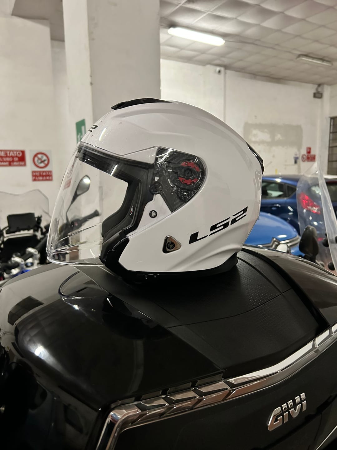 Customer photo review of CASCO JET INFINITY GLOSS WHITE
