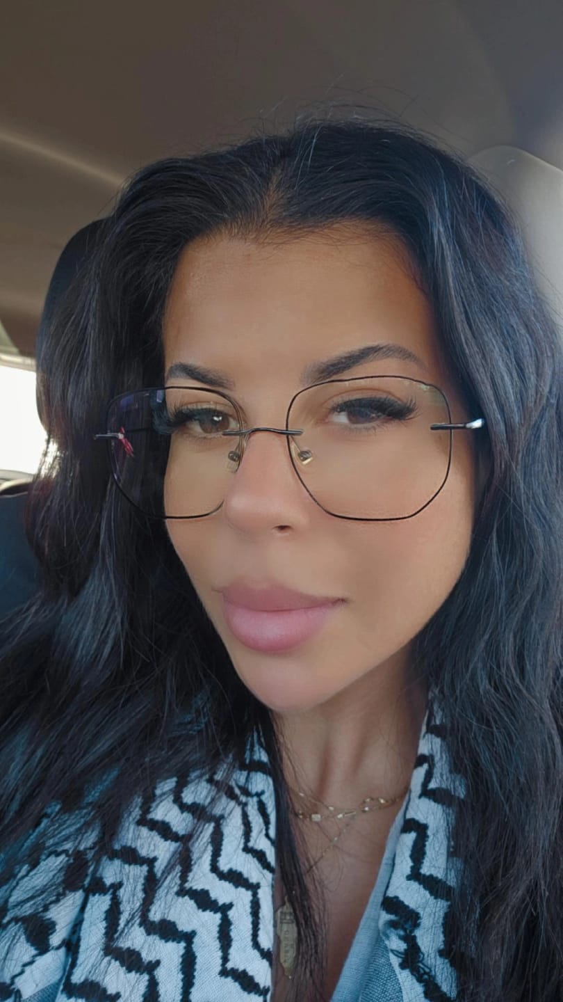 Customer photo review of Evelyn