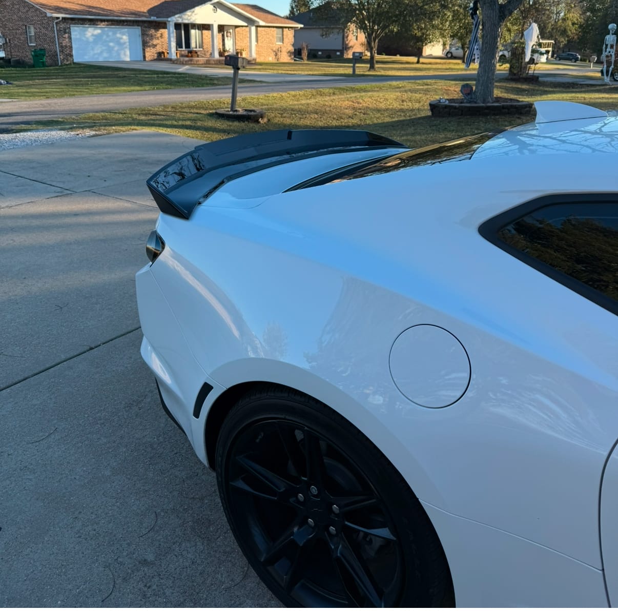 Customer photo review of 6th Gen Camaro Track Package Rear Trunk Spoiler Wing
