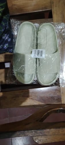 M Z. review of Cloud Walk Cushioned Sliders image 1 out of 1