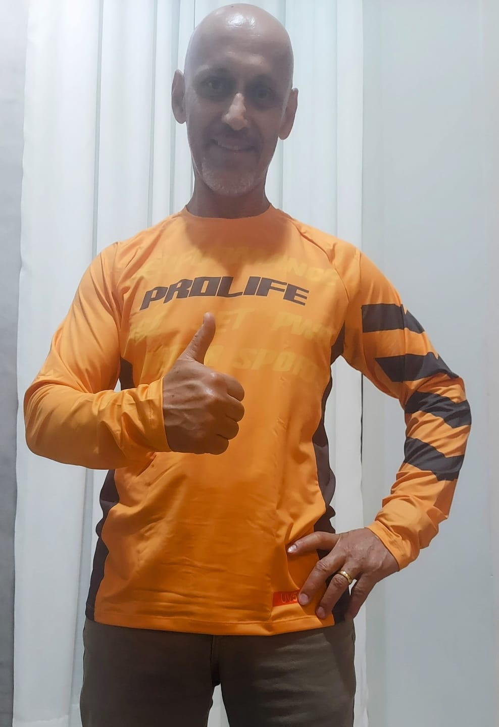Customer photo review of Camisa UV Masculina Life