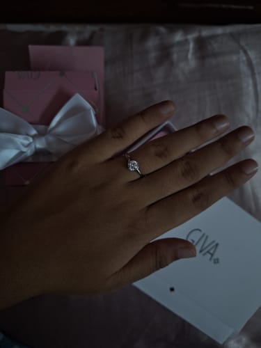 Customer photo review of Silver Minimal Solitaire Ring