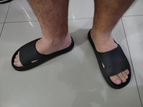 E S. review of Cloud Walk Cushioned Sliders image 1 out of 1