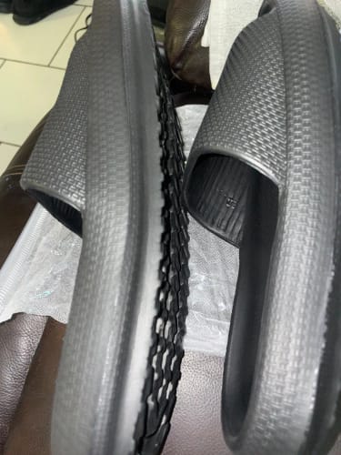 R Z. review of Cloud Walk Cushioned Sliders image 1 out of 1