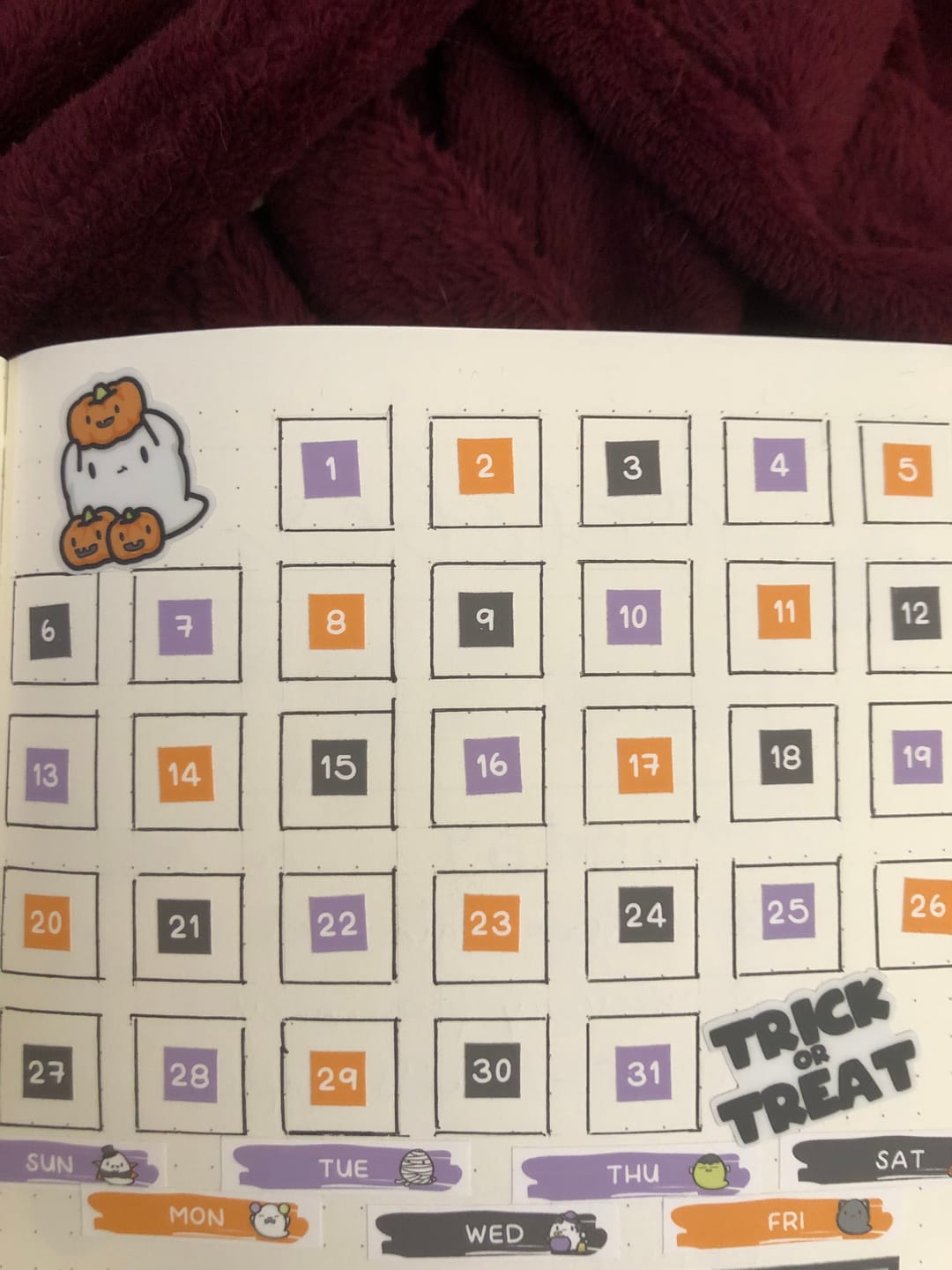 Customer photo review of Halloween Theme Hobonichi Cousin Monthly Kit (Set of 2)