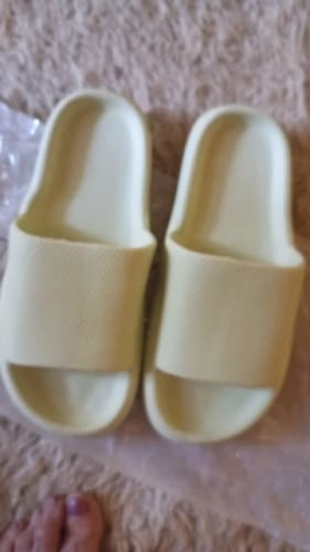 О А. review of Cloud Walk Cushioned Sliders image 1 out of 1