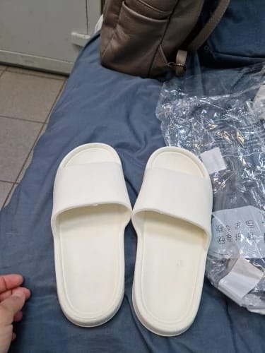 U R. review of Cloud Walk Cushioned Sliders image 1 out of 1