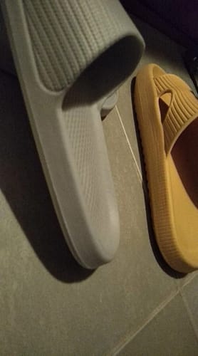 L A. review of Cloud Walk Cushioned Sliders image 1 out of 1