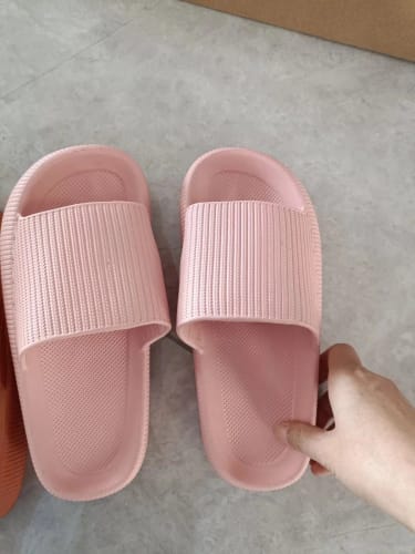 G R. review of Cloud Walk Cushioned Sliders image 1 out of 1