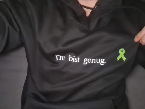 Customer photo review of Wertvoll Du™ Kapuzenpullover