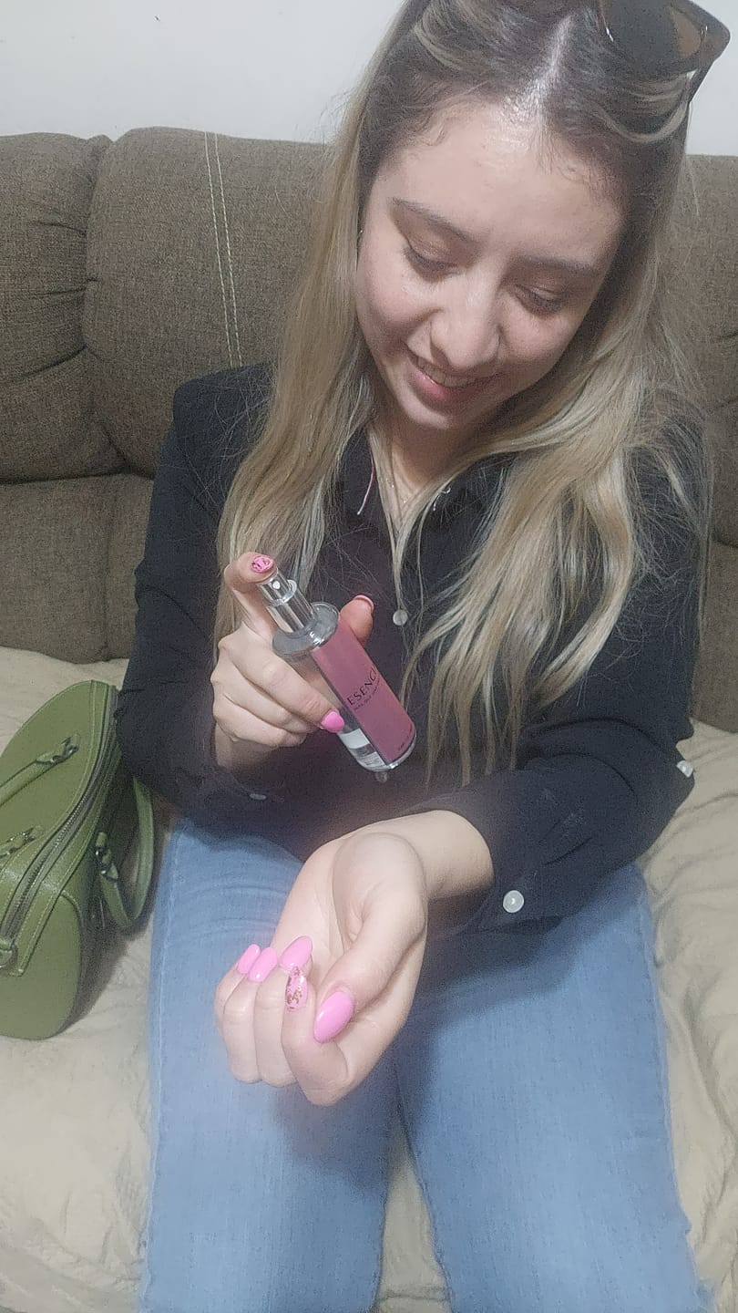 Customer photo review of M000 Esencia de Perfumería para Mujer (Diseñador)