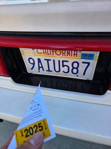 Customer photo review of 1986 CALIFORNIA THE GOLDEN STATE LICENSE PLATE 6"x12" (156.5mm x 305mm)