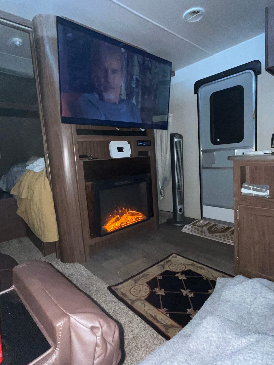 Customer photo review of 26" 1500W Electric Fireplace Insert, Recessed Electric Fireplace Heater with Adjustable Flame Effect