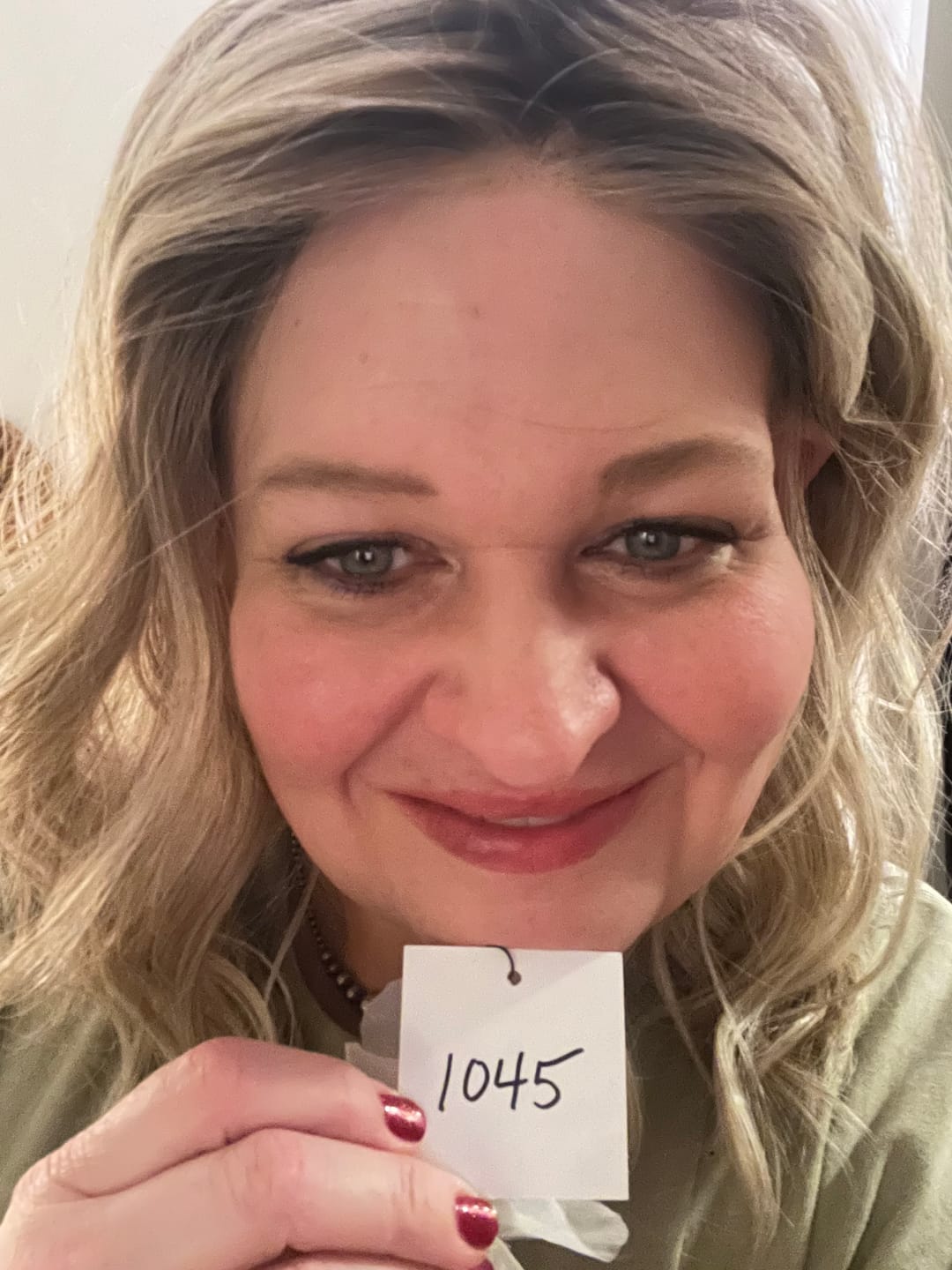 Customer photo review of CAPTURE THIS - Sandy Blonde