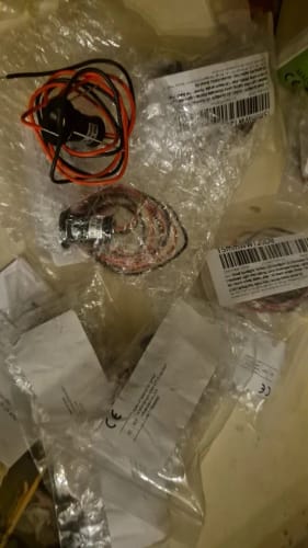 Customer photo review of Compact 1W Mini LED Spotlight, Dimmable 12V Recessed Downlight with 15mm Cutout, IP65 Ceiling Lamp for Showcase Display Lighting