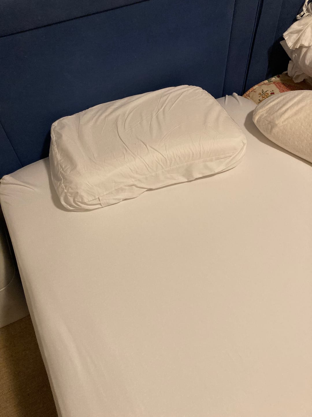 Customer photo review of Kussensloop voor Hi4 Deluxe kussen - Hoge kwaliteit Katoensatijn