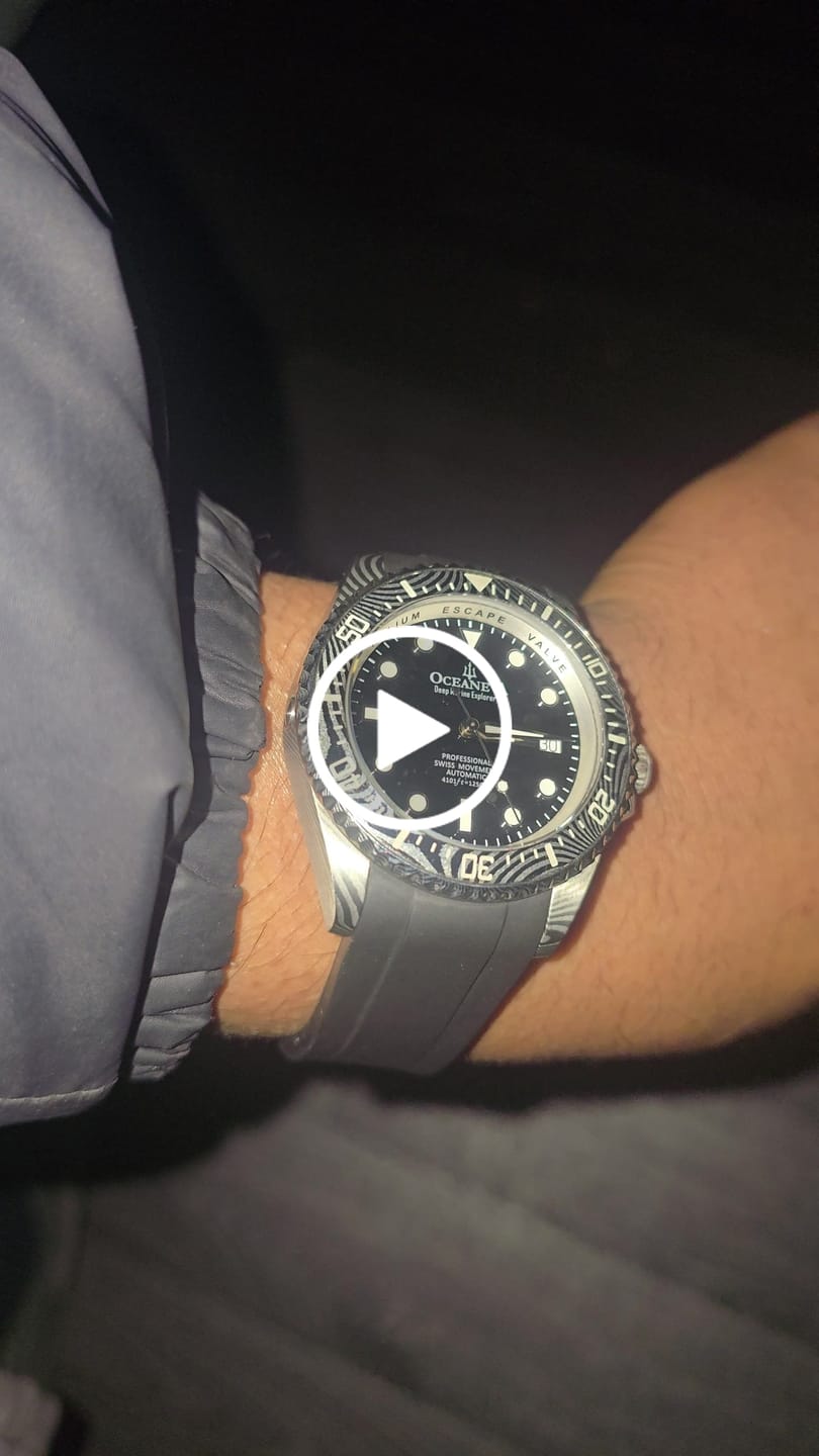 Customer video review of Oceaneva Men's Deep Marine Explorer II 1250m Damascus Steel Watch Rubber Strap