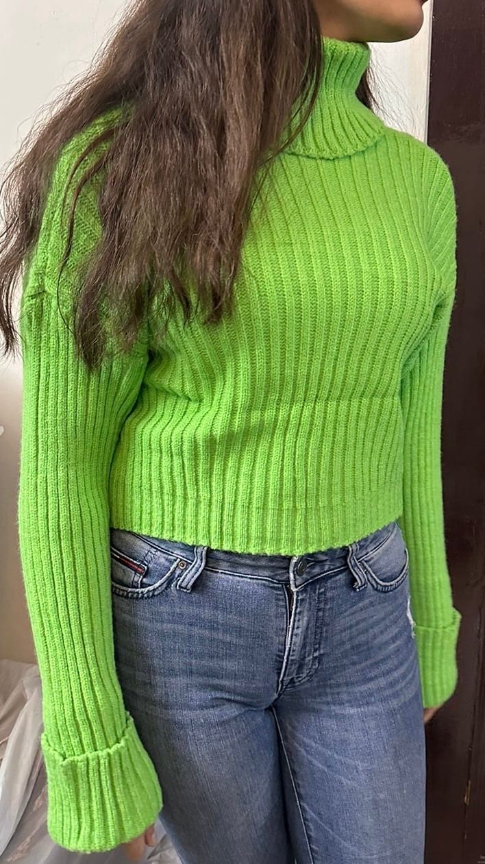 Customer photo review of The Green Highneck