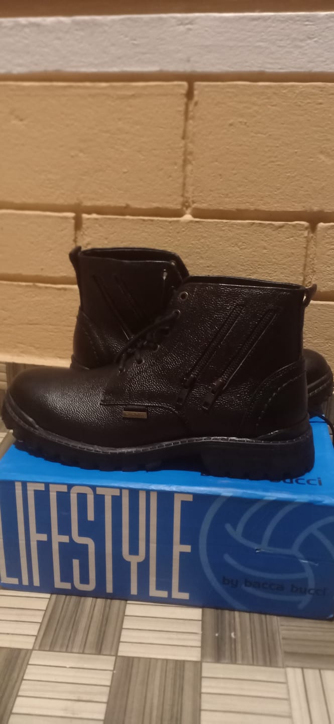 Customer photo review of Bacca Bucci York