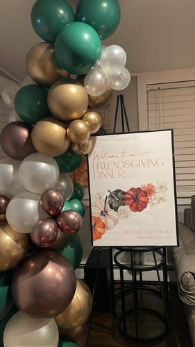 Customer photo review of Custom Balloon Garland Kit