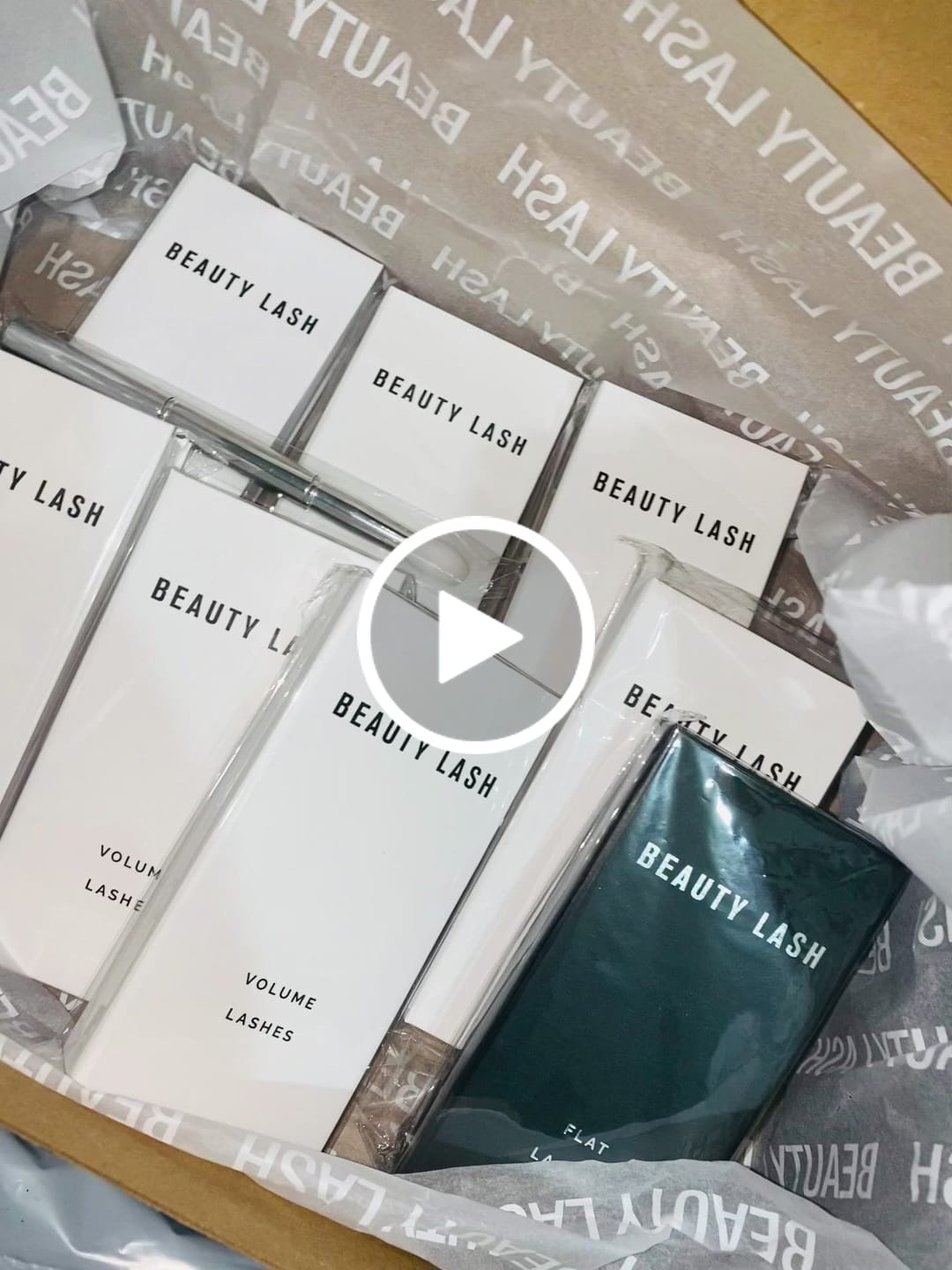 Customer video review of Volume Lashes .05