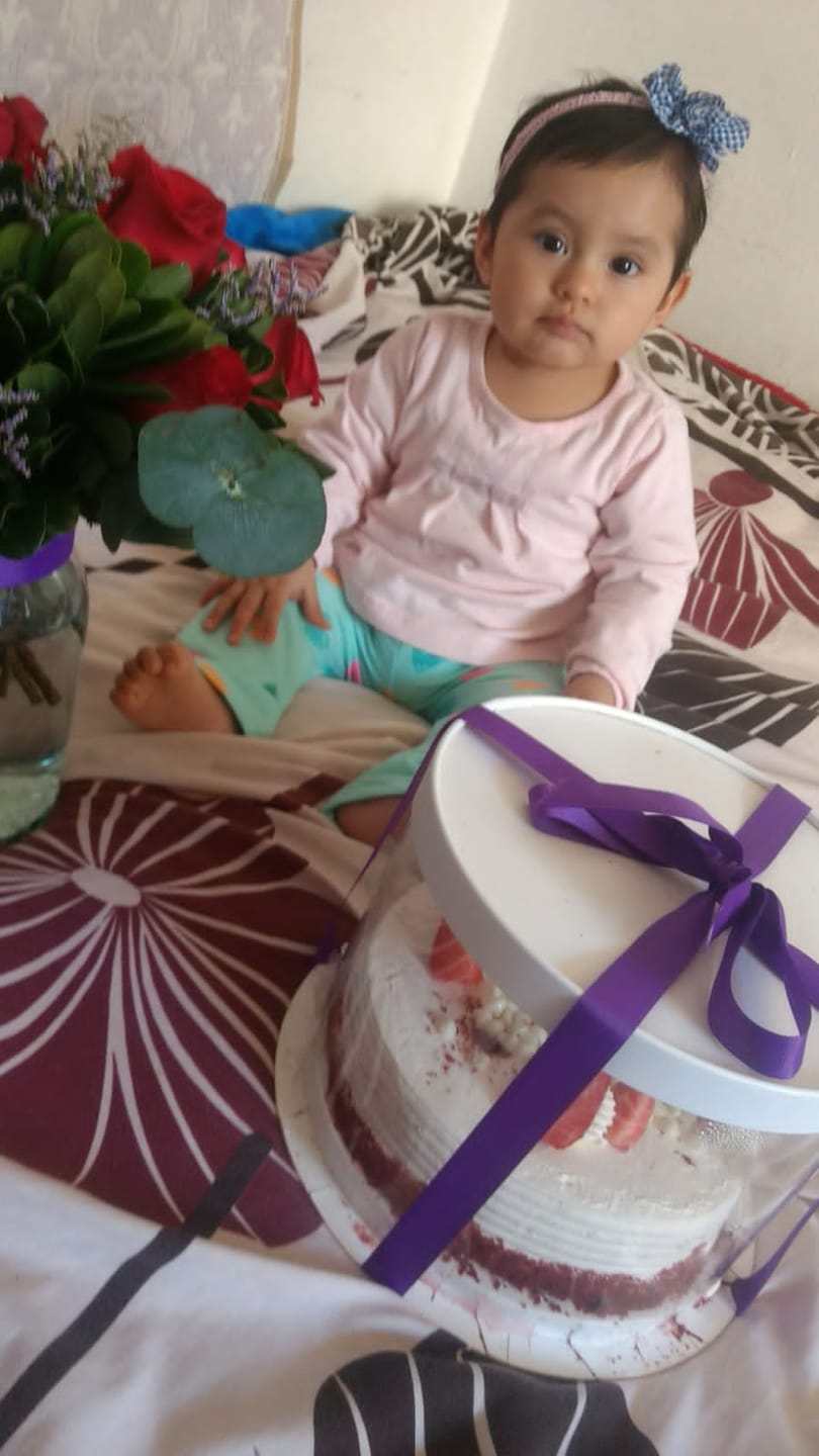 Customer photo review of Amor Perfecto - con Pastel Red Velvet