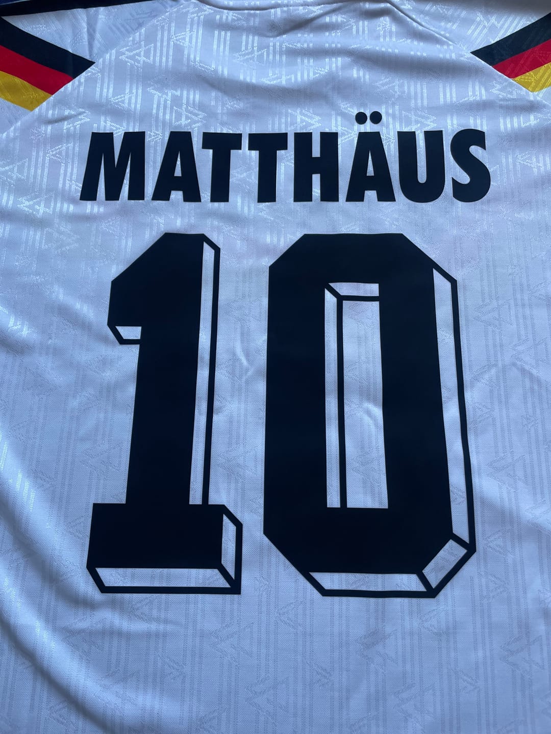 Customer photo review of Germany Deutschland 1990 Retro Fußballtrikot