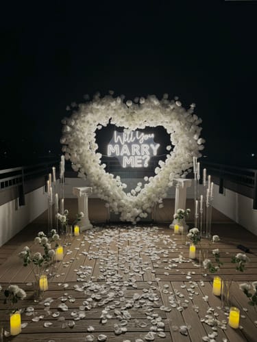 Customer photo review of 8ft White Rose Flower Wall Romantic Atmosphere Heart Shaped Wedding Decoration Indoor