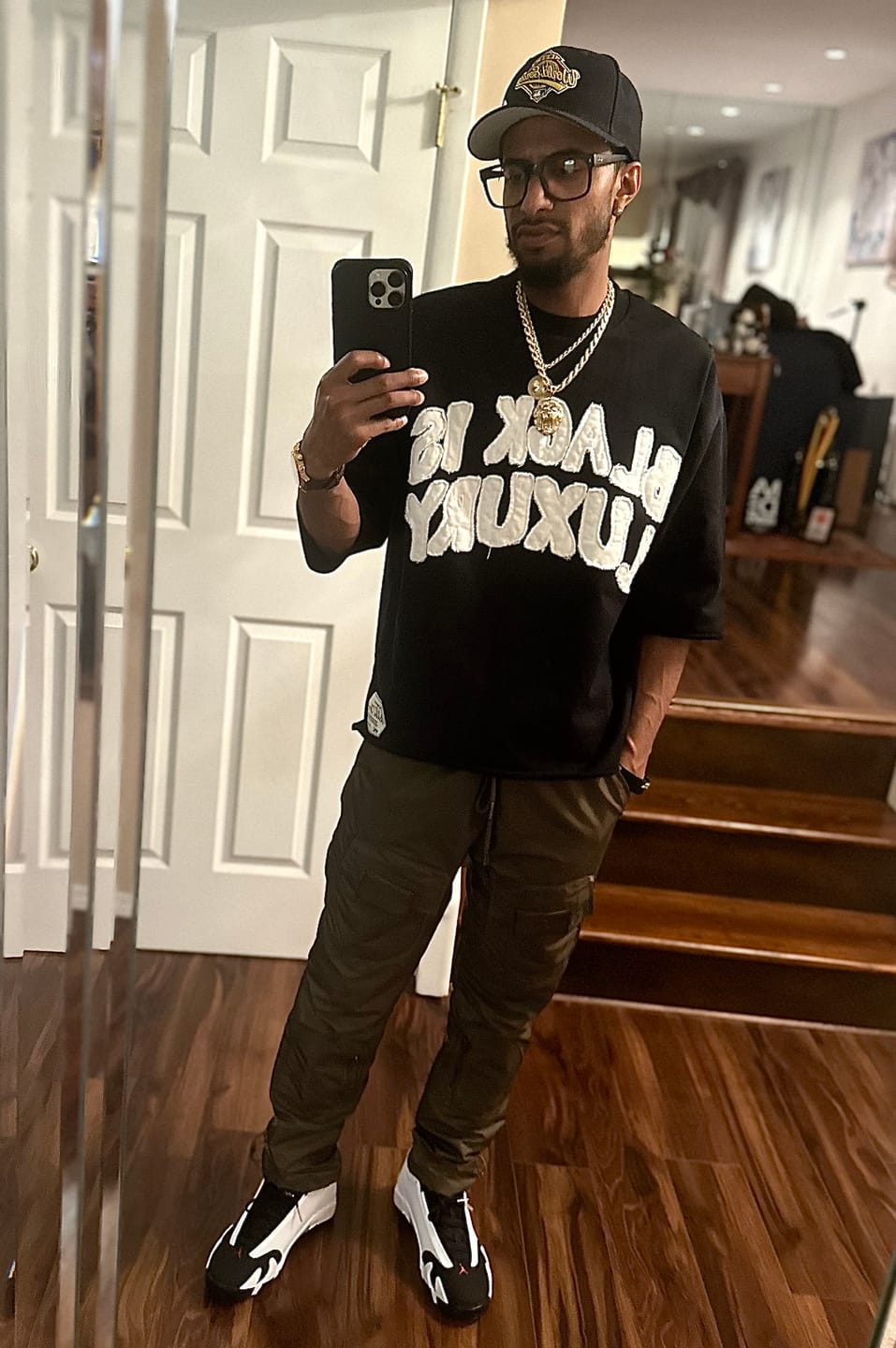 Customer photo review of BLK is Lux Cropped Crew