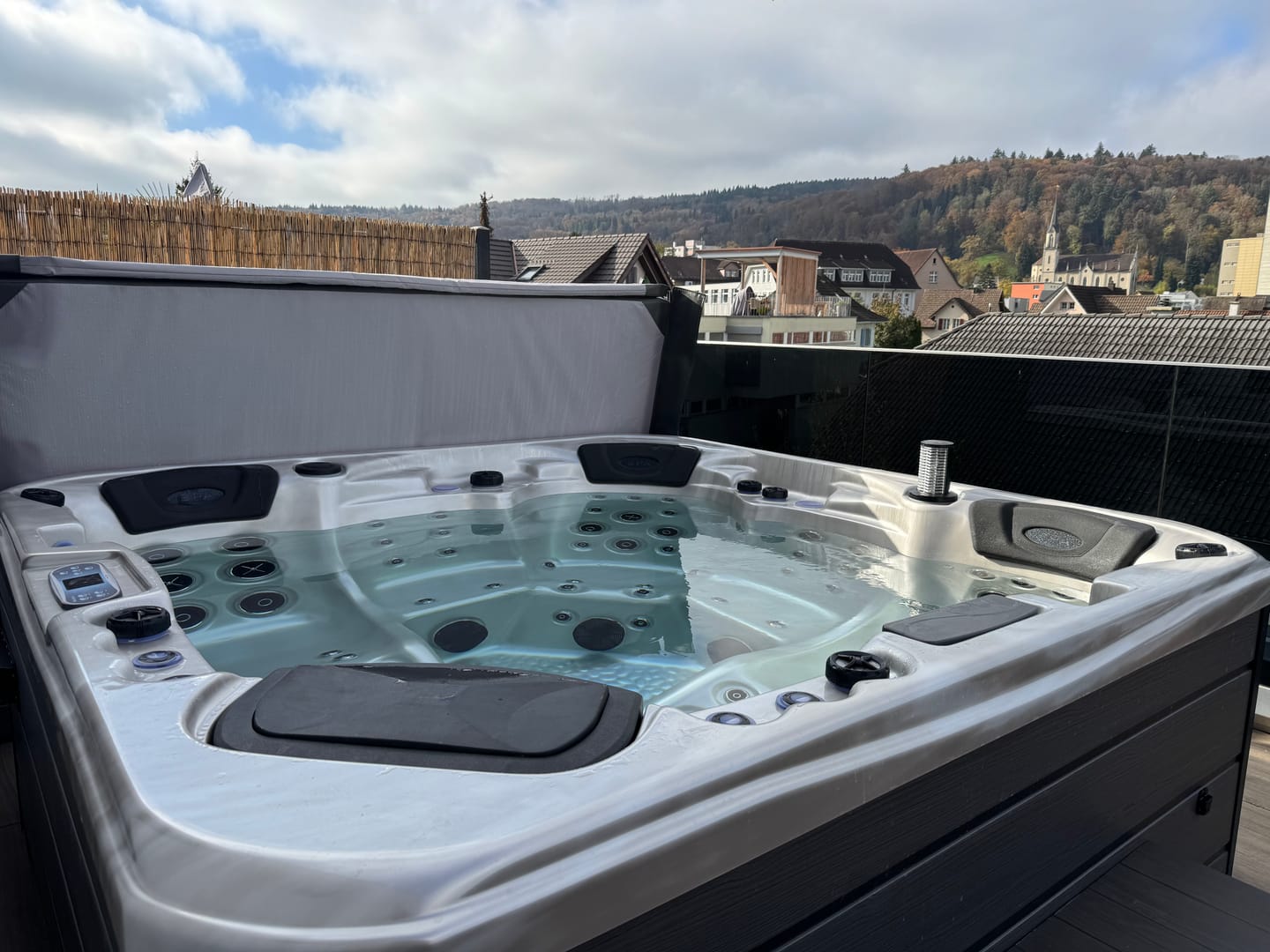 Customer photo review of Cover Lift