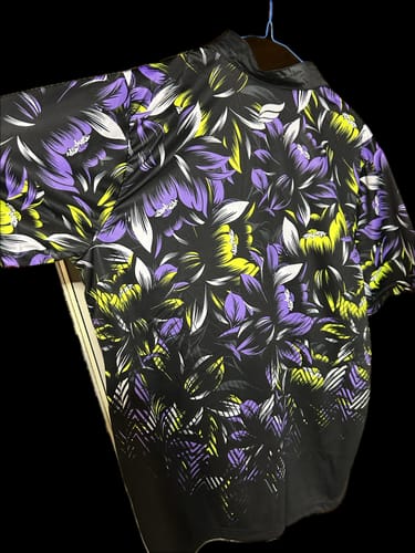 Customer photo review of BLOSSOM - NEON PURPLE YELLOW - BOWLING JERSEY