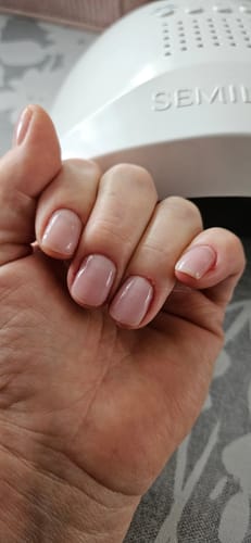Customer photo review of Semilac One Step Gel Polish Bottle 5ml 252 Milky Pink