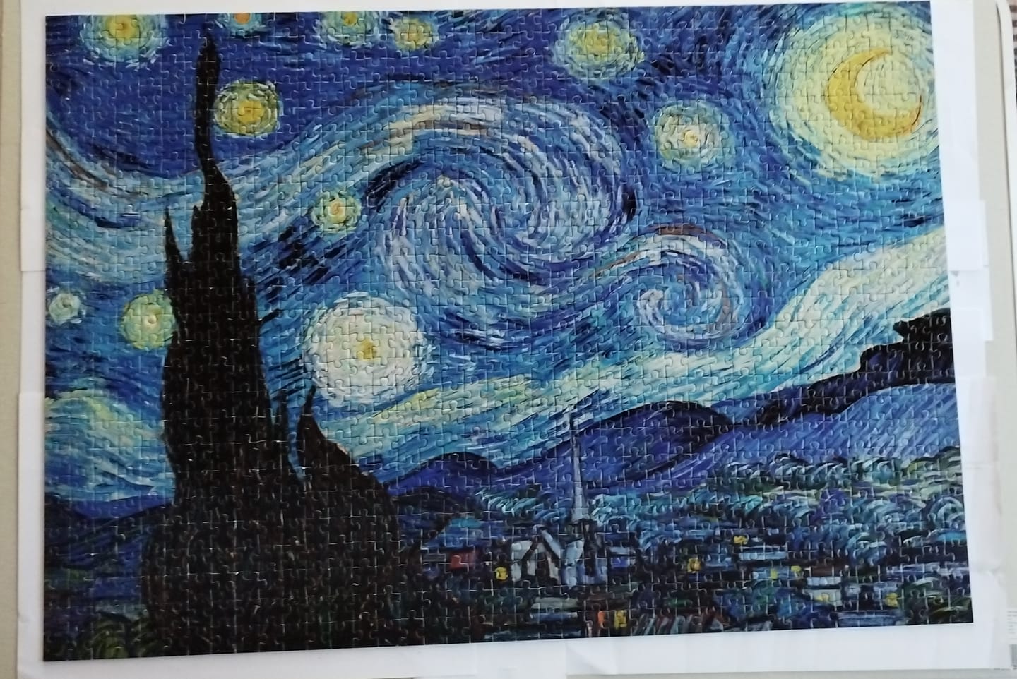 Customer photo review of Puzzle 1000 Piezas - The Starry Night, 1889