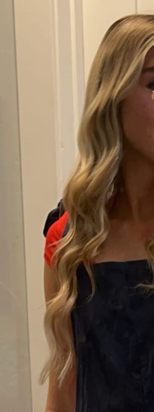Customer photo review of Full Shine Clip in Extensions 100% Remy Human Hair 7 Pieces Highlights (#P16/22)