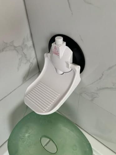 Customer photo review of Glam Step: All-in-One Shower Assistant