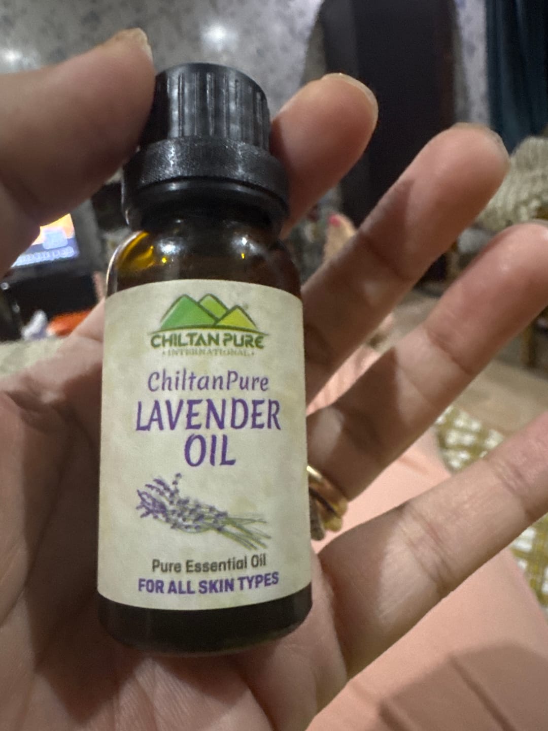 Customer photo review of Lavender Essential Oil – Best for Dry Skin & Treating Wrinkles [اسطخودوس]