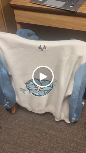 Customer video review of Genshin Zipper Hoodie [In-Stock]