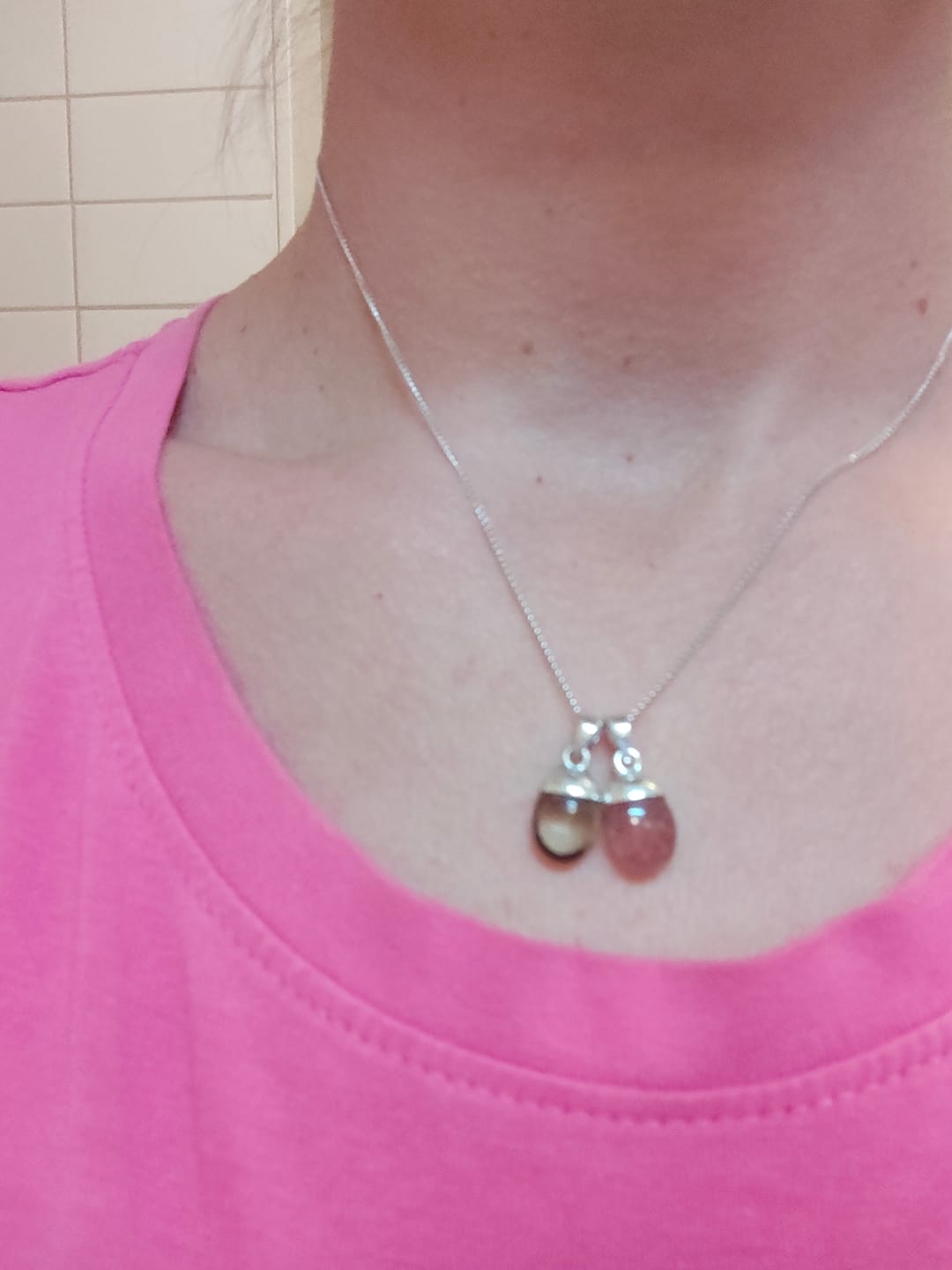 Customer photo review of Berlock Trumlad Jordgubbskvarts Silver